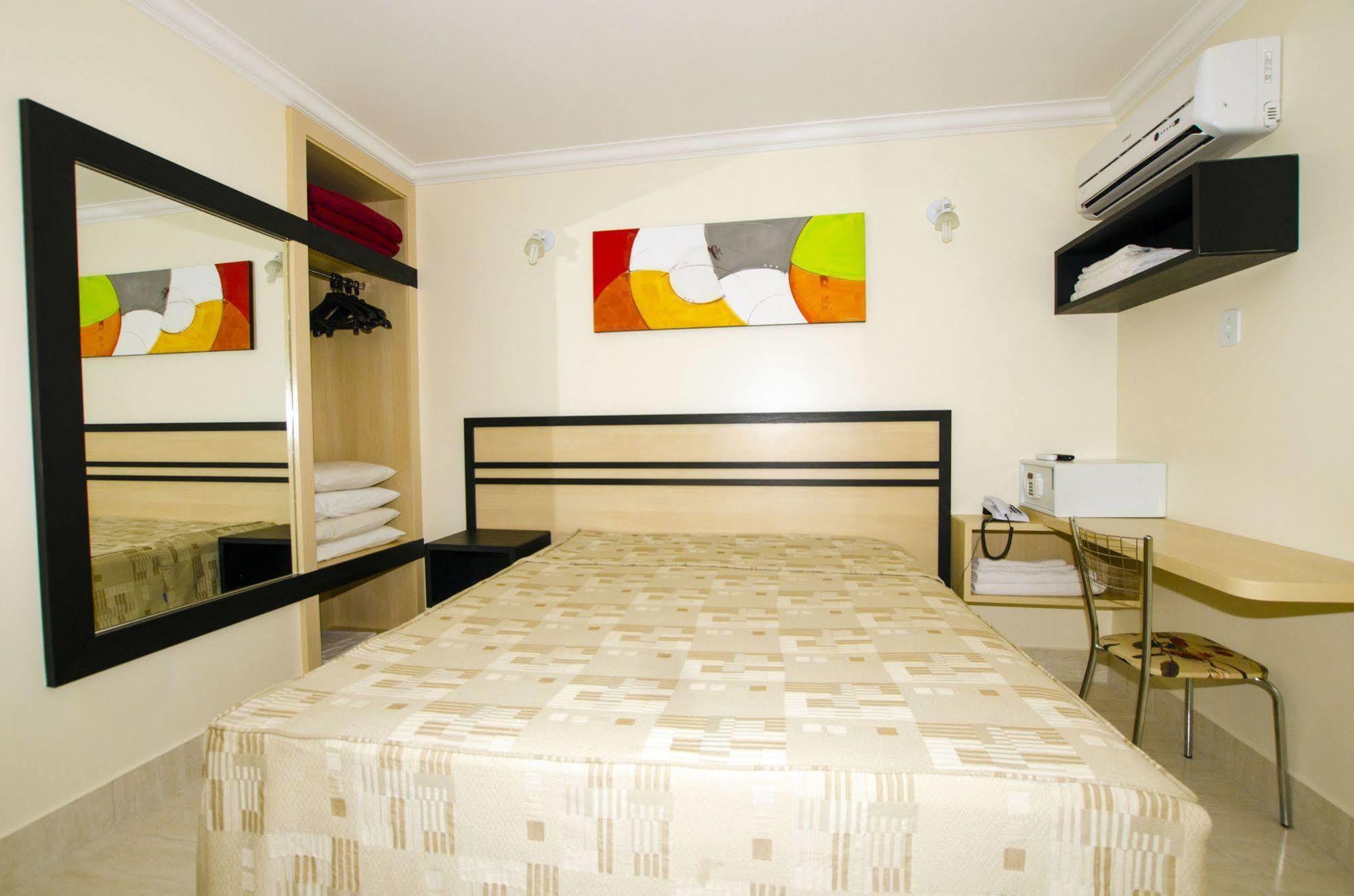 Di Roma Resorts - Reis Imoveis Caldas Novas Eksteriør bilde